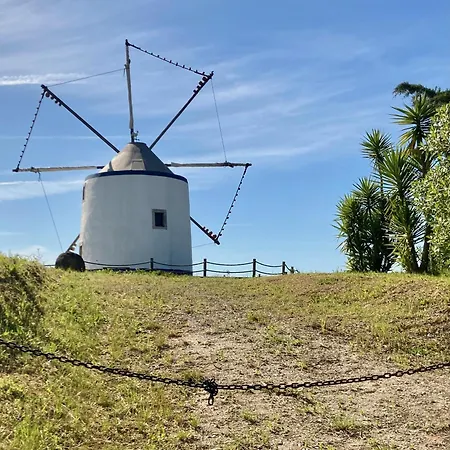 Ikigai فندق مبيت وإفطار Carvalhal (Leiria)